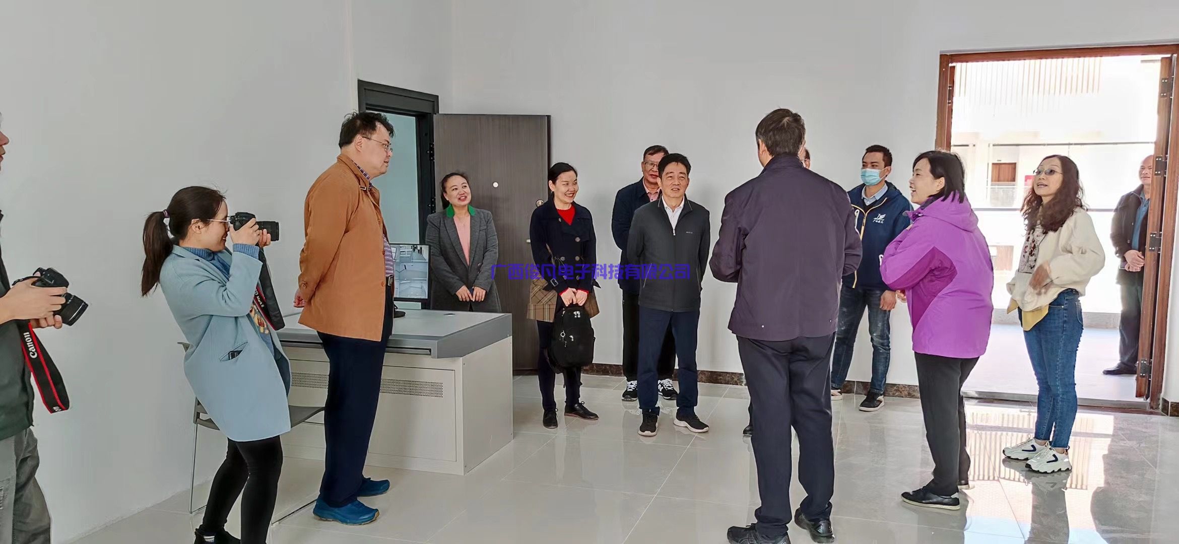 歡迎廳領(lǐng)導(dǎo)、院領(lǐng)導(dǎo)、校領(lǐng)導(dǎo)親臨項(xiàng)目現(xiàn)場(chǎng)指導(dǎo)